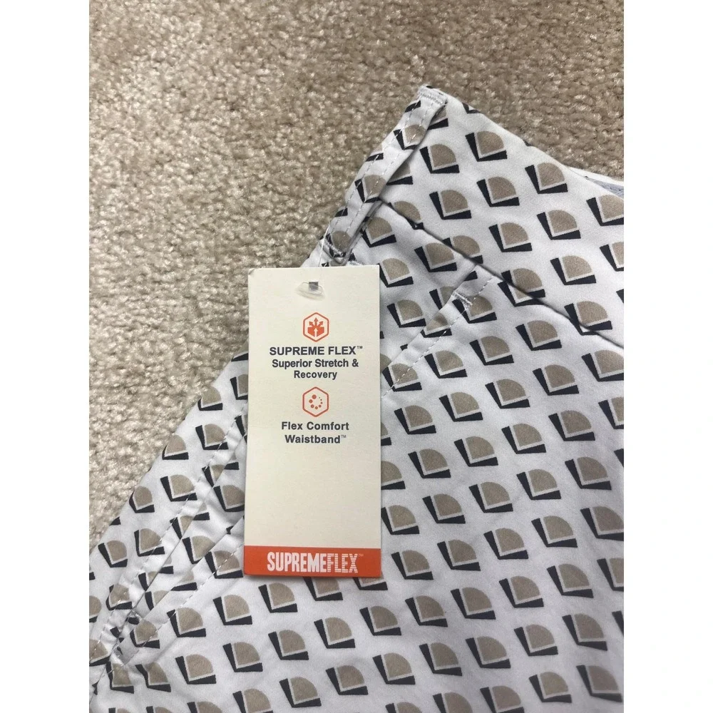 Dockers Mens Ultimate Short Supreme Flex White Geometric Fan Print Size 30 NWT